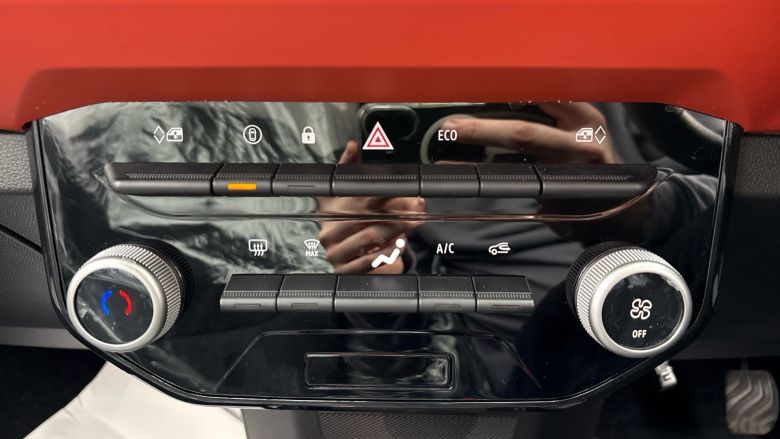 Dacia Spring 27kWh Expression 65 48kW 5dr Auto Electric Hatchback